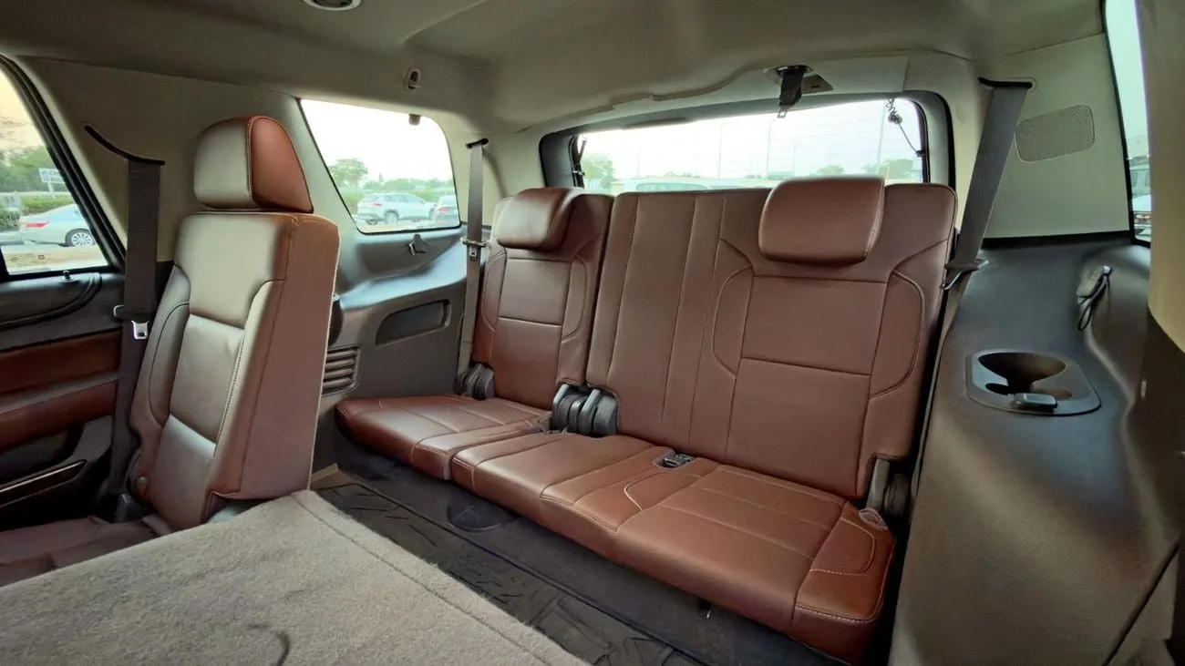 2015 Chevrolet Tahoe angeboten von einem Fachhändler in Dubai, Vereinigte Arabische Emirate, Foto 14 von 14