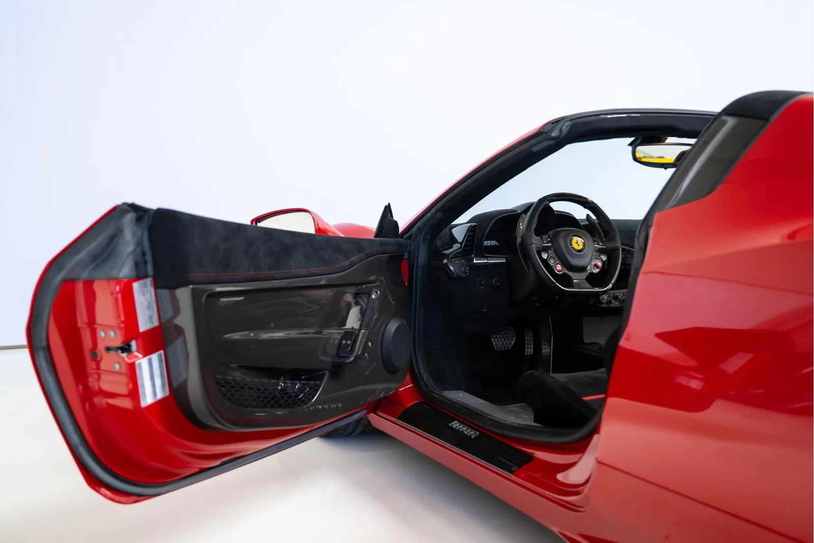 2015 Ferrari 458 Speciale A, 8/25