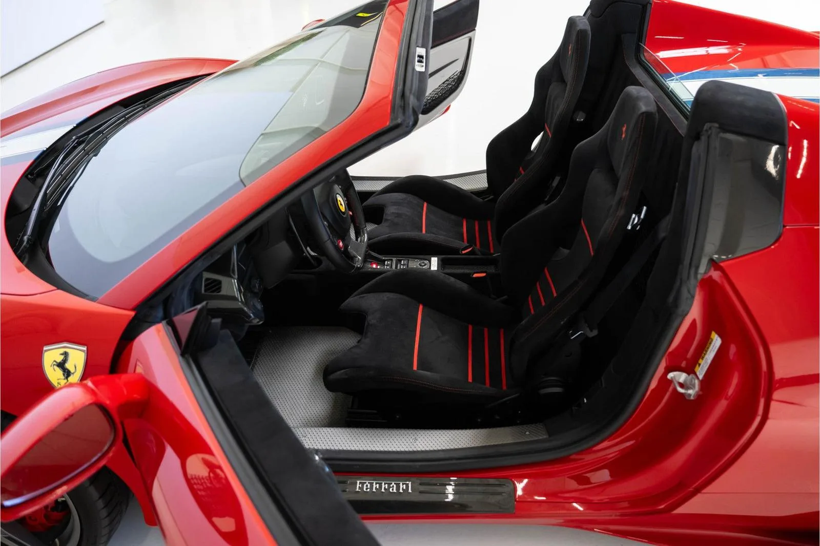 2015 Ferrari 458 Speciale A, 14/25