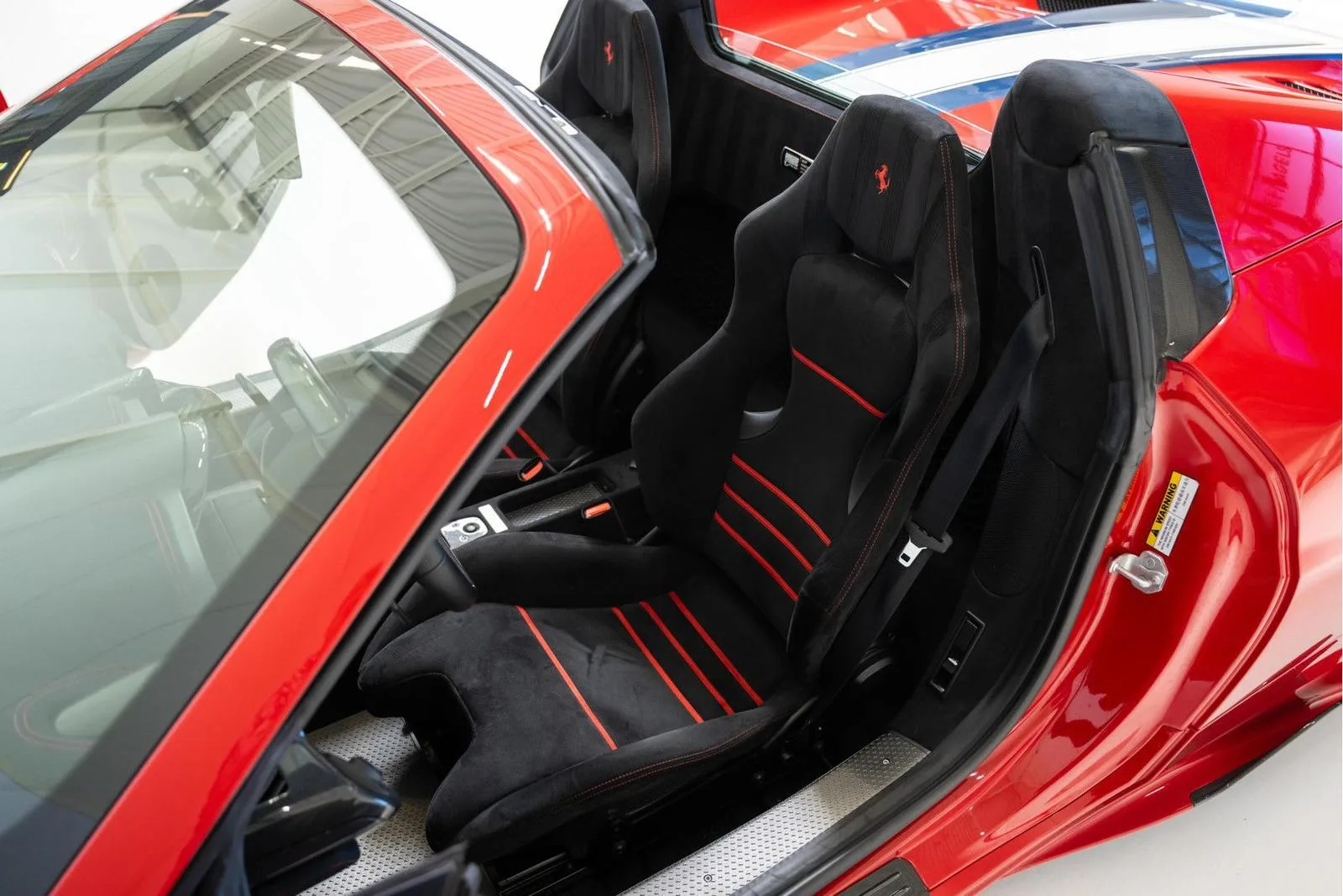 2015 Ferrari 458 Speciale A, 15/25