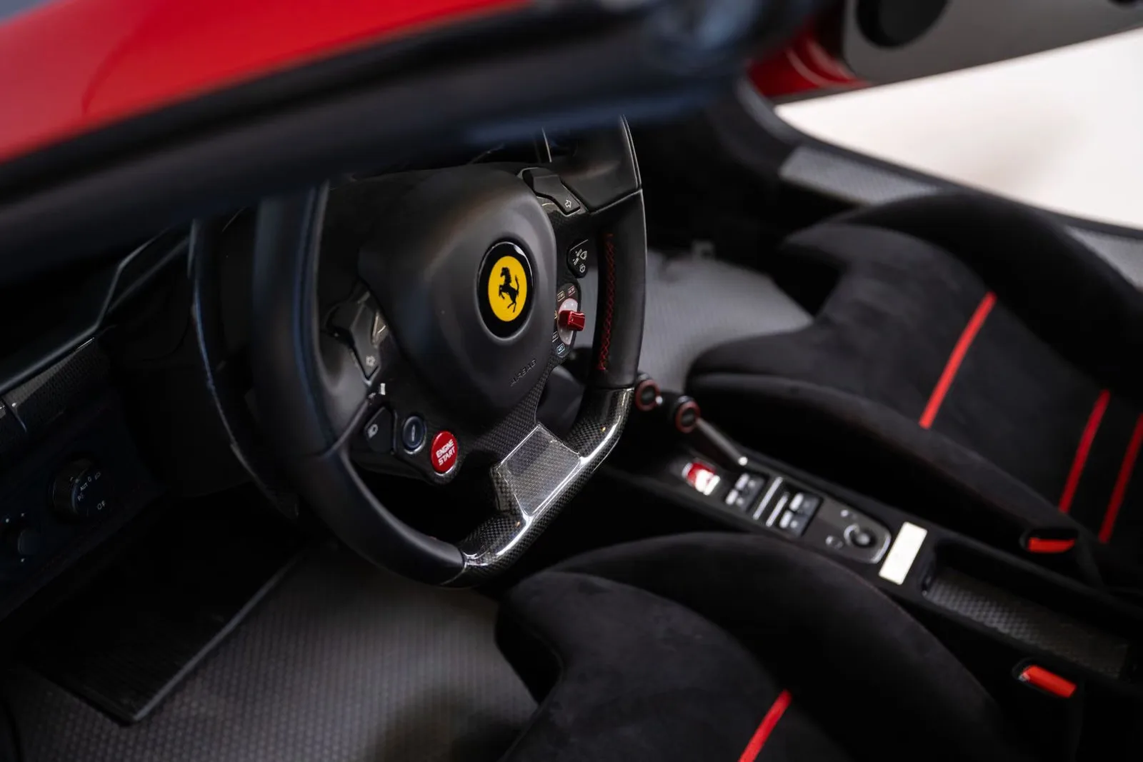 2015 Ferrari 458 Speciale A, 18/25
