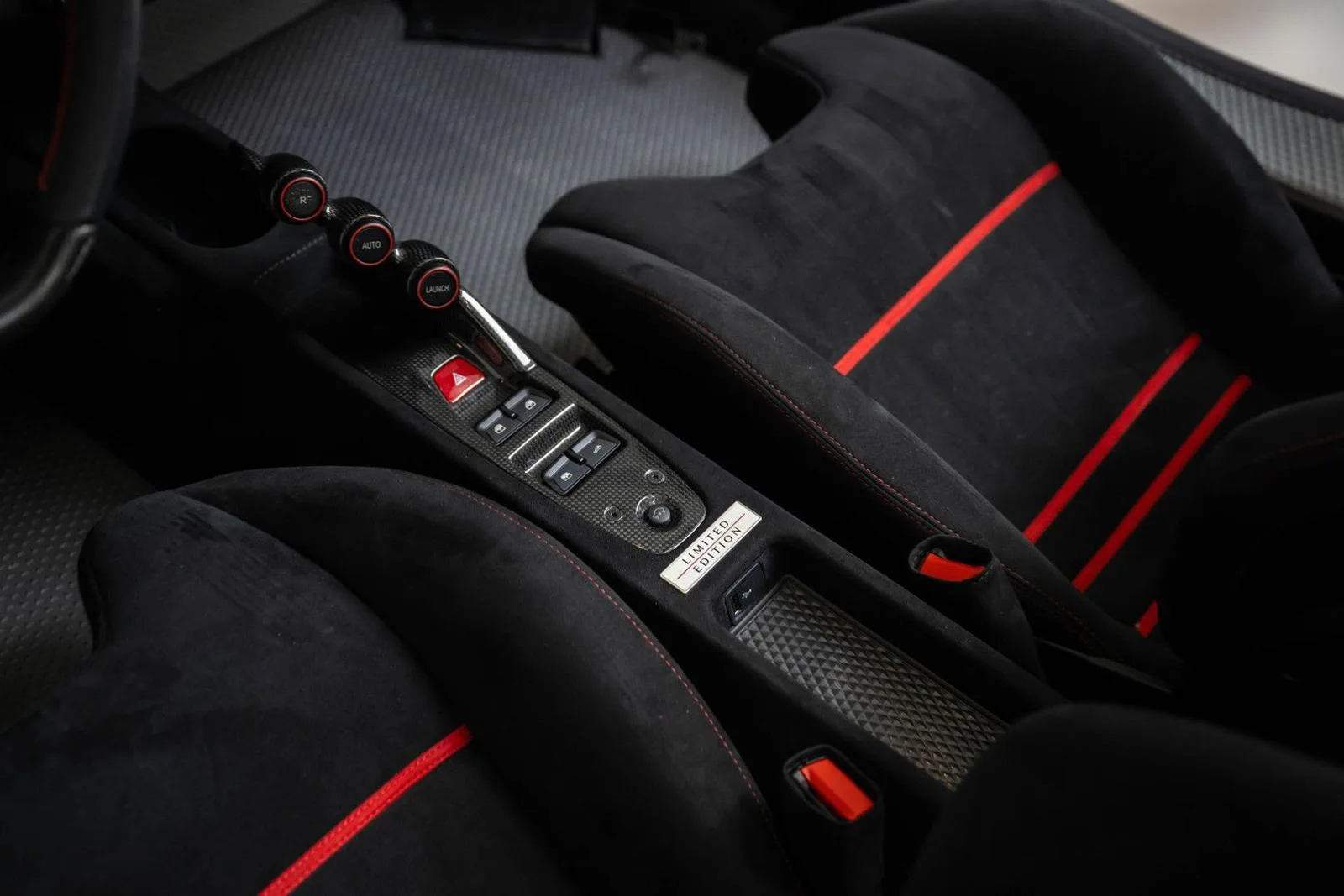 2015 Ferrari 458 Speciale A, 20/25