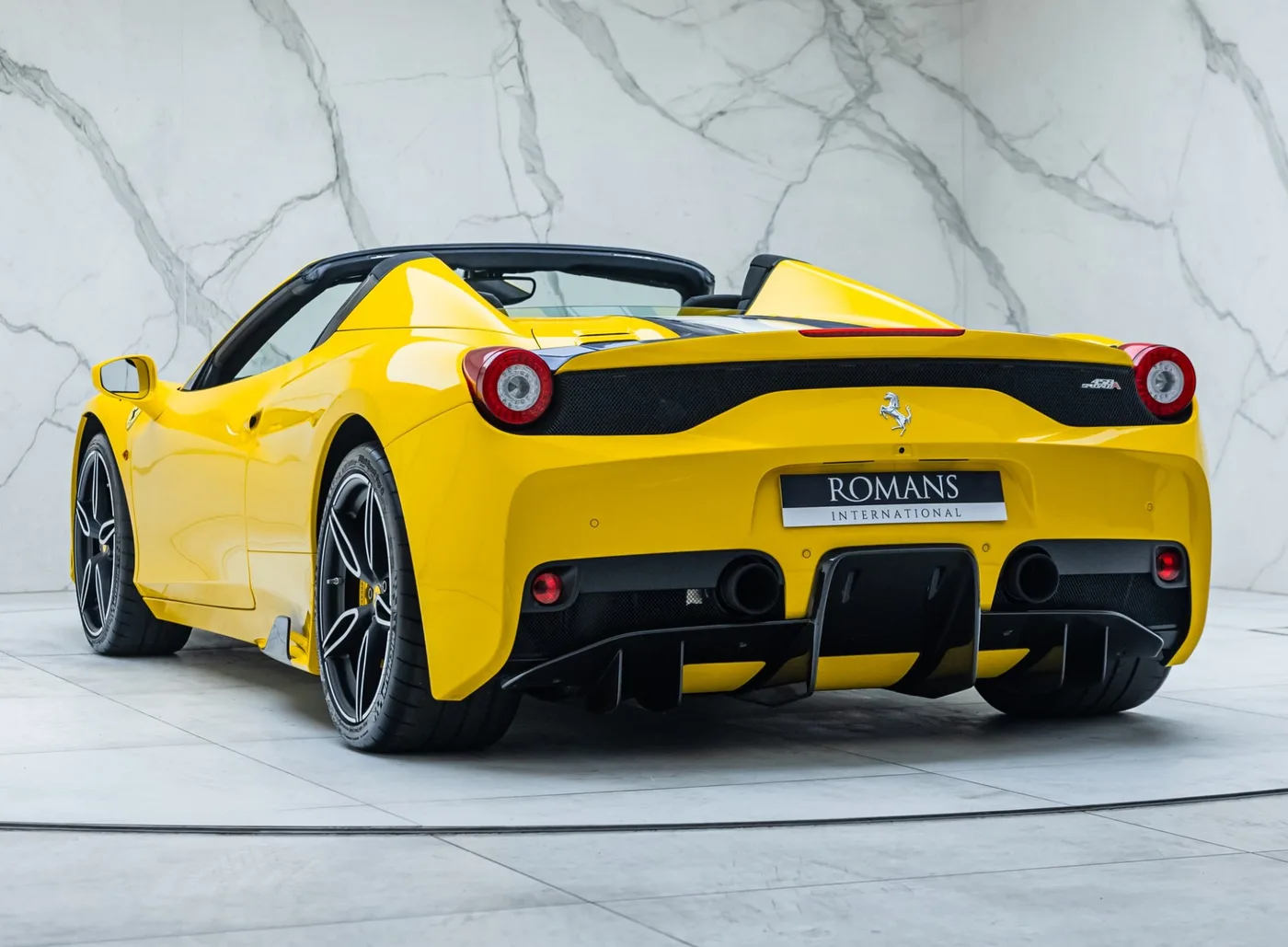2015 Ferrari 458 Speciale A angeboten von einem Fachhändler in Banstead, Vereinigtes Königreich, Foto 12 von 25