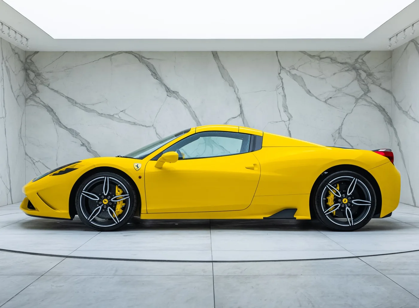 2015 Ferrari 458 Speciale A angeboten von einem Fachhändler in Banstead, Vereinigtes Königreich, Foto 14 von 25