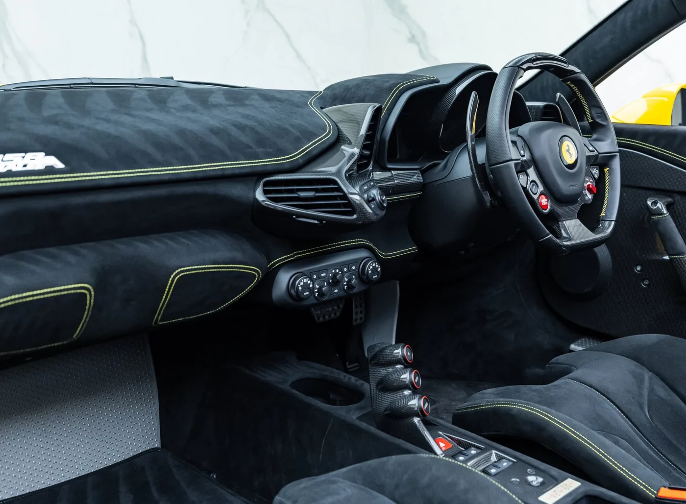 2015 Ferrari 458 Speciale A angeboten von einem Fachhändler in Banstead, Vereinigtes Königreich, Foto 21 von 25