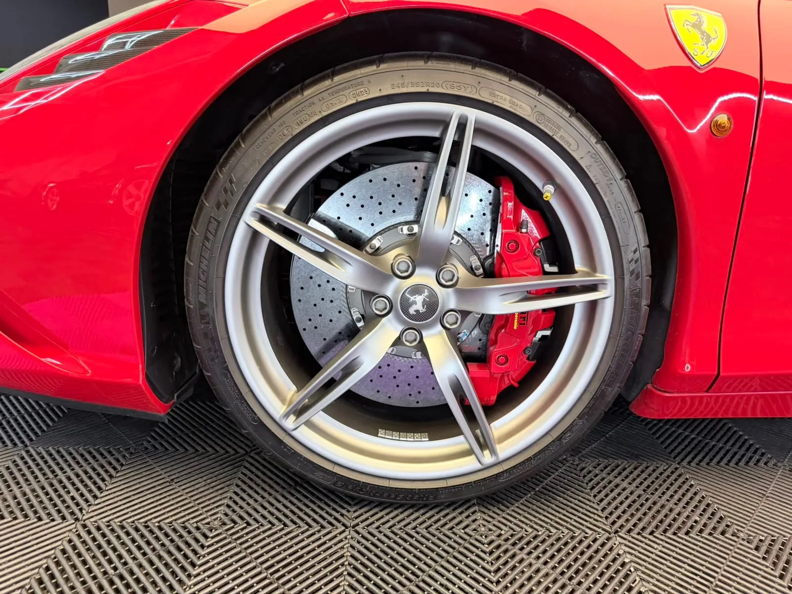 2015 Ferrari 458 Speciale, 12/24