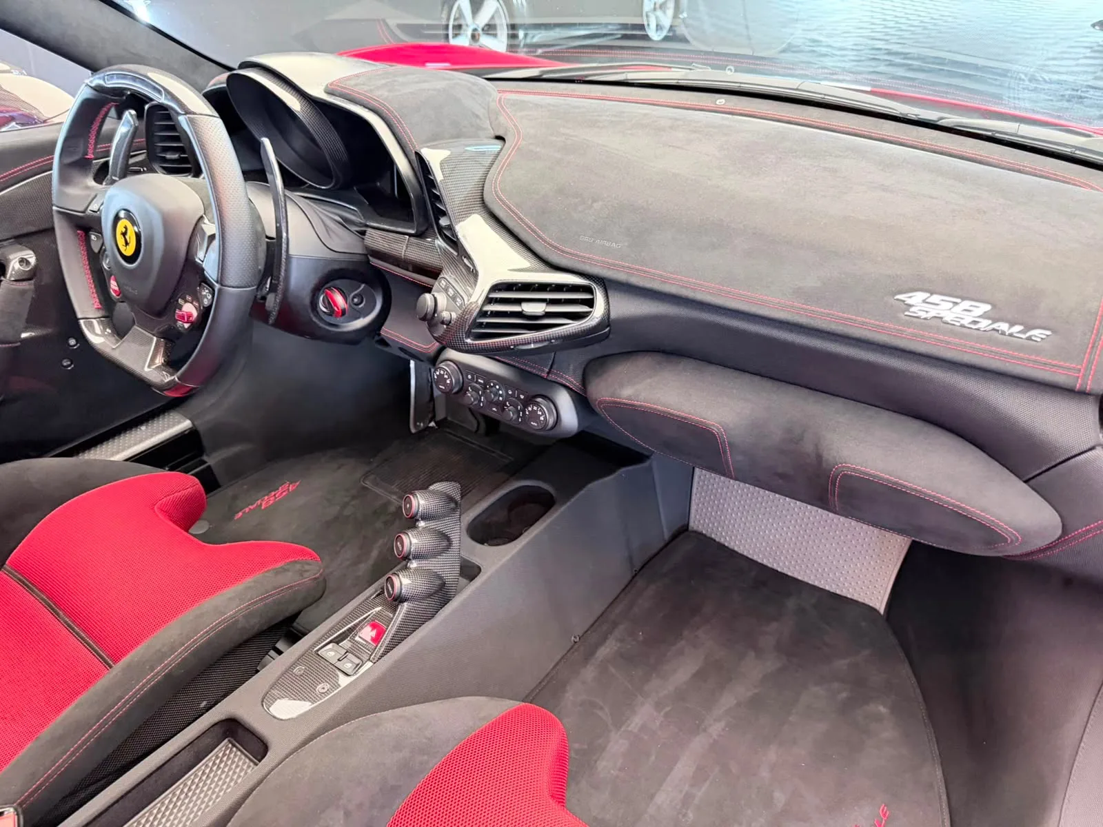 2015 Ferrari 458 Speciale, 18/24
