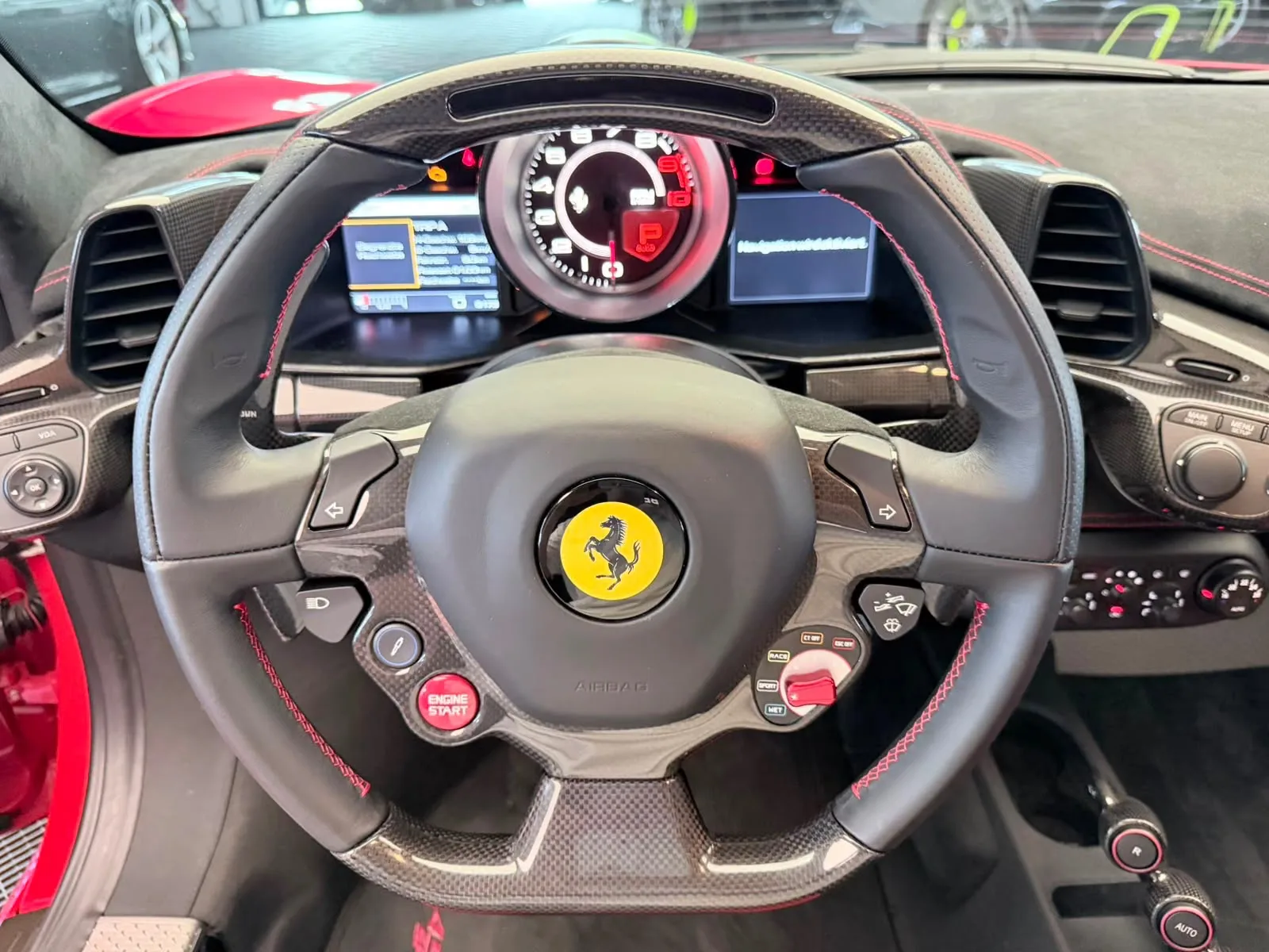2015 Ferrari 458 Speciale, 22/24