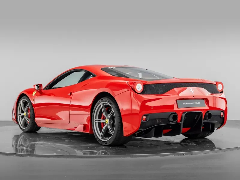 2015 Ferrari 458 Speciale, 3/30