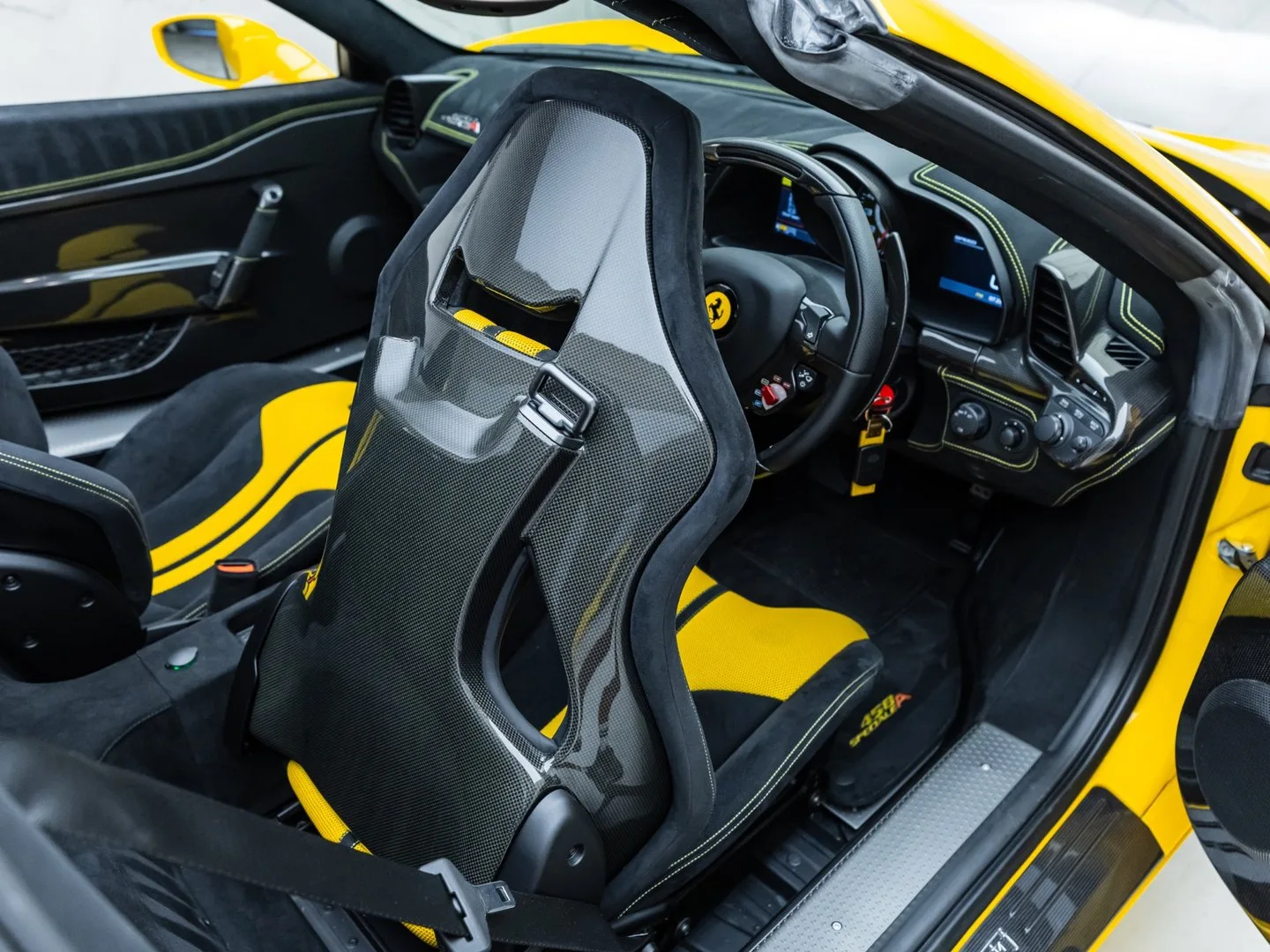 2015 Ferrari 458 Speciale Aperta, 6/30