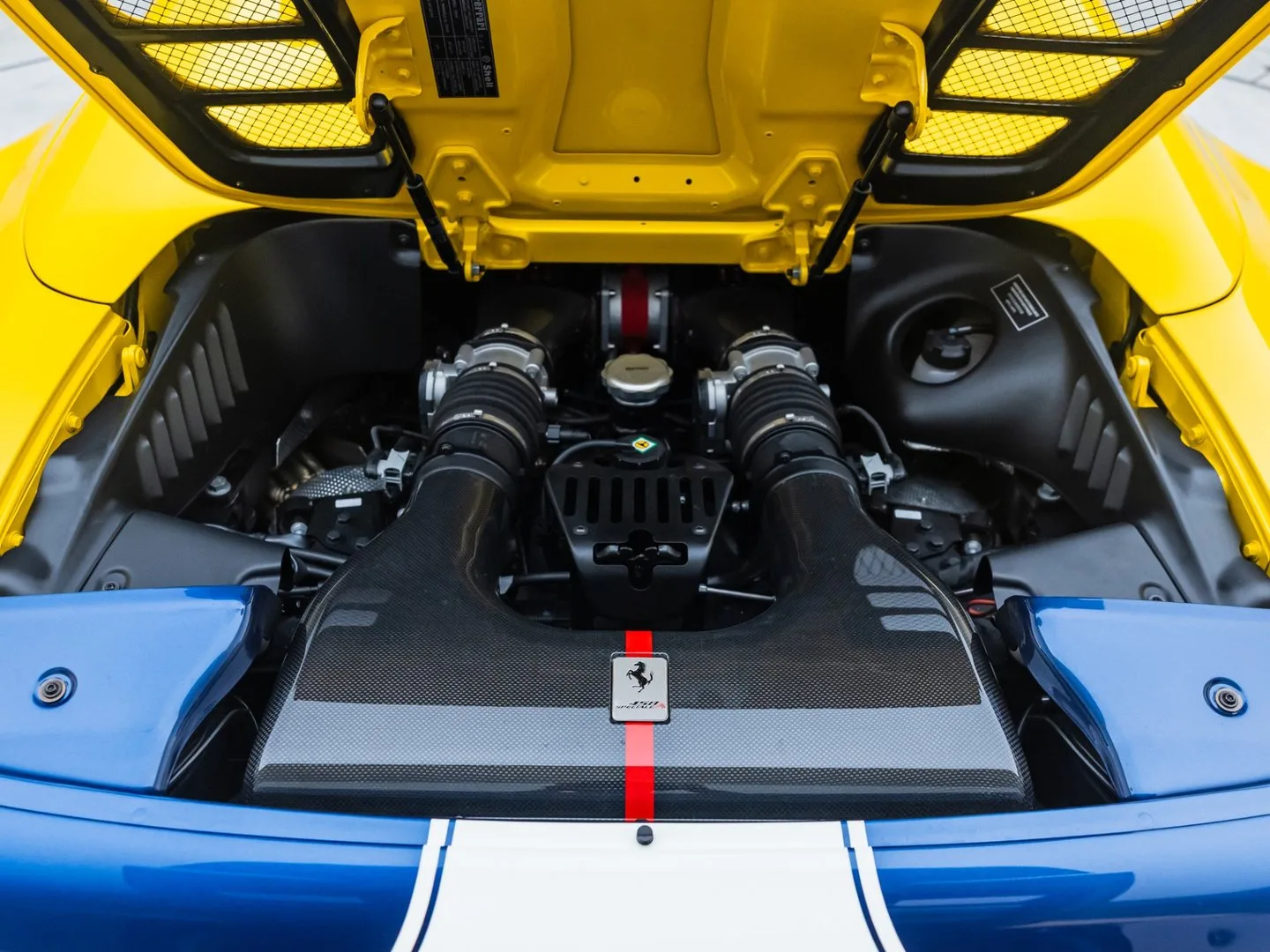 2015 Ferrari 458 Speciale Aperta, 21/30
