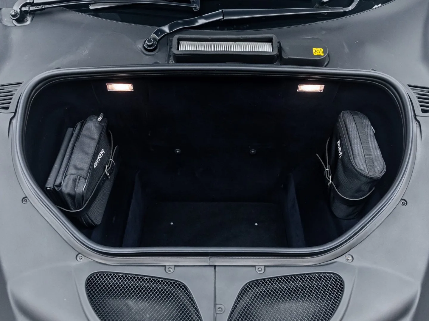 2015 Ferrari 458 Speciale, 11/30