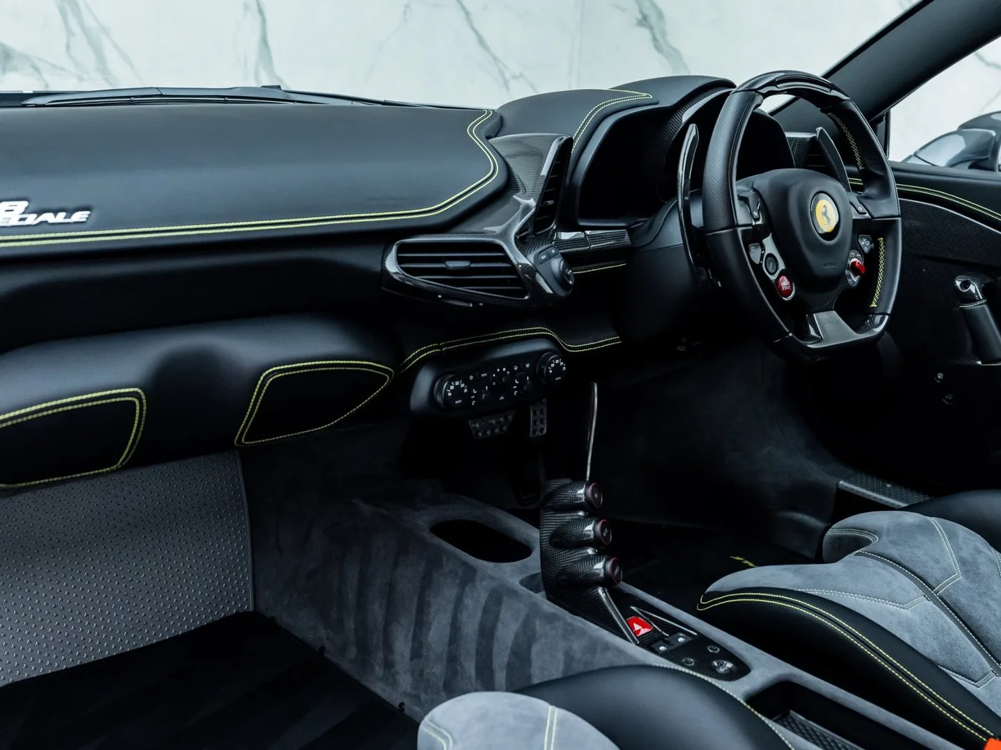 2015 Ferrari 458 Speciale, 27/30