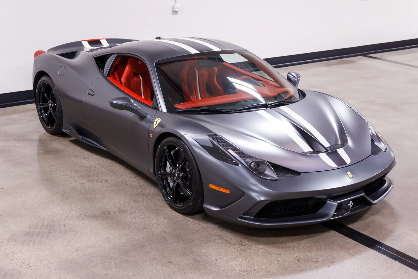 2015 Ferrari 458 Speciale verkauft von einem Fachhändler in Costa Mesa, Vereinigte Staaten, Foto 11 von 15