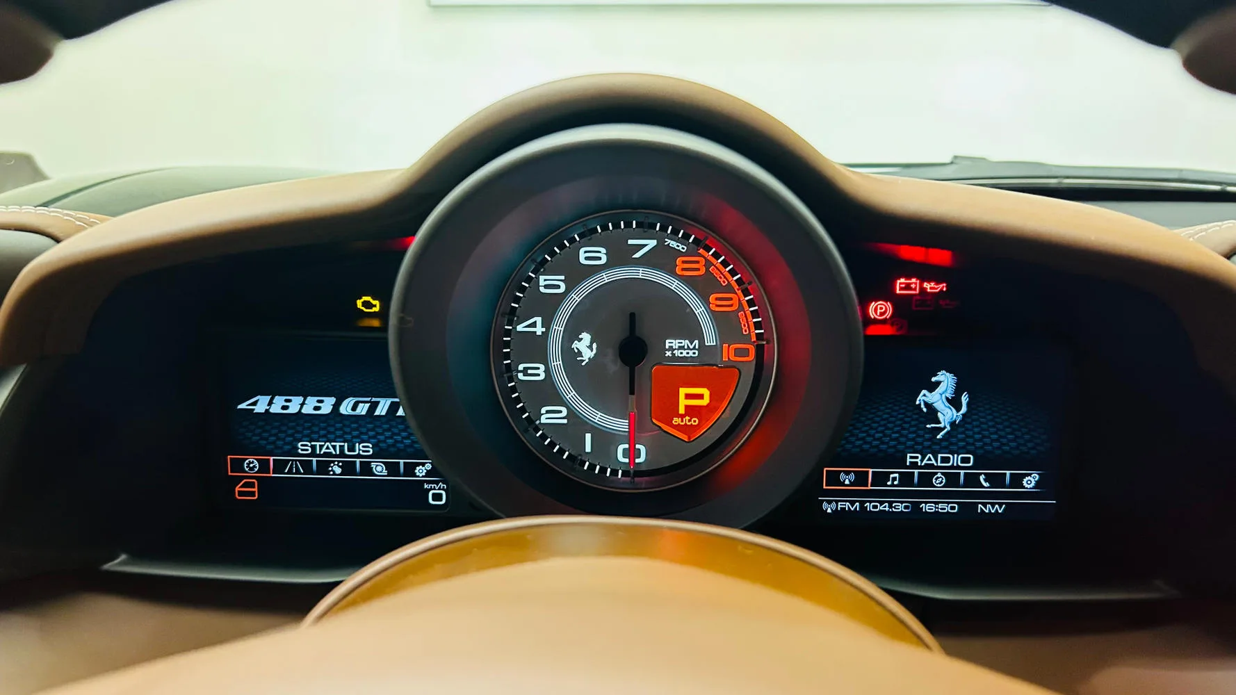 2015 Ferrari 488 GTB, 11/30