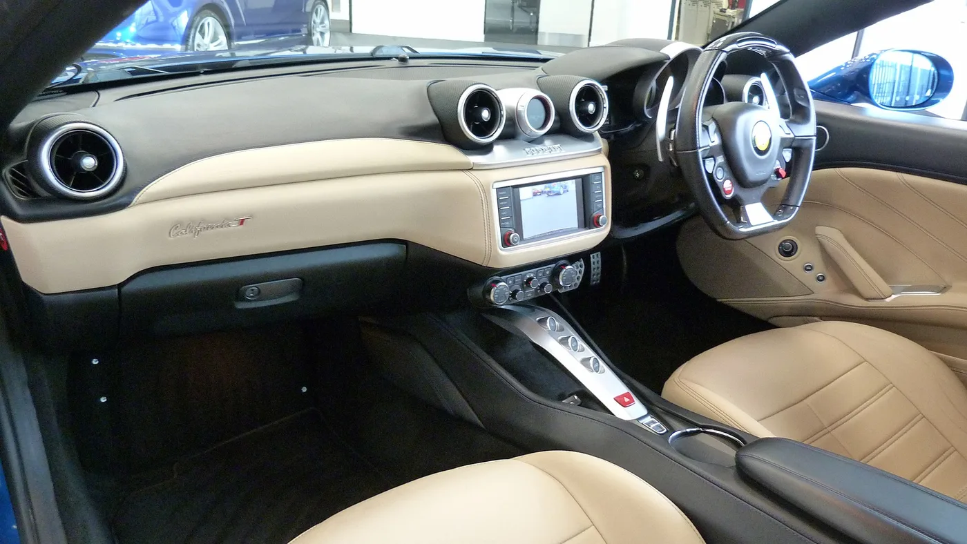 2015 Ferrari California 30 angeboten von einer Vertragshändlergruppe in Cheltenham, Vereinigtes Königreich, Foto 3 von 25