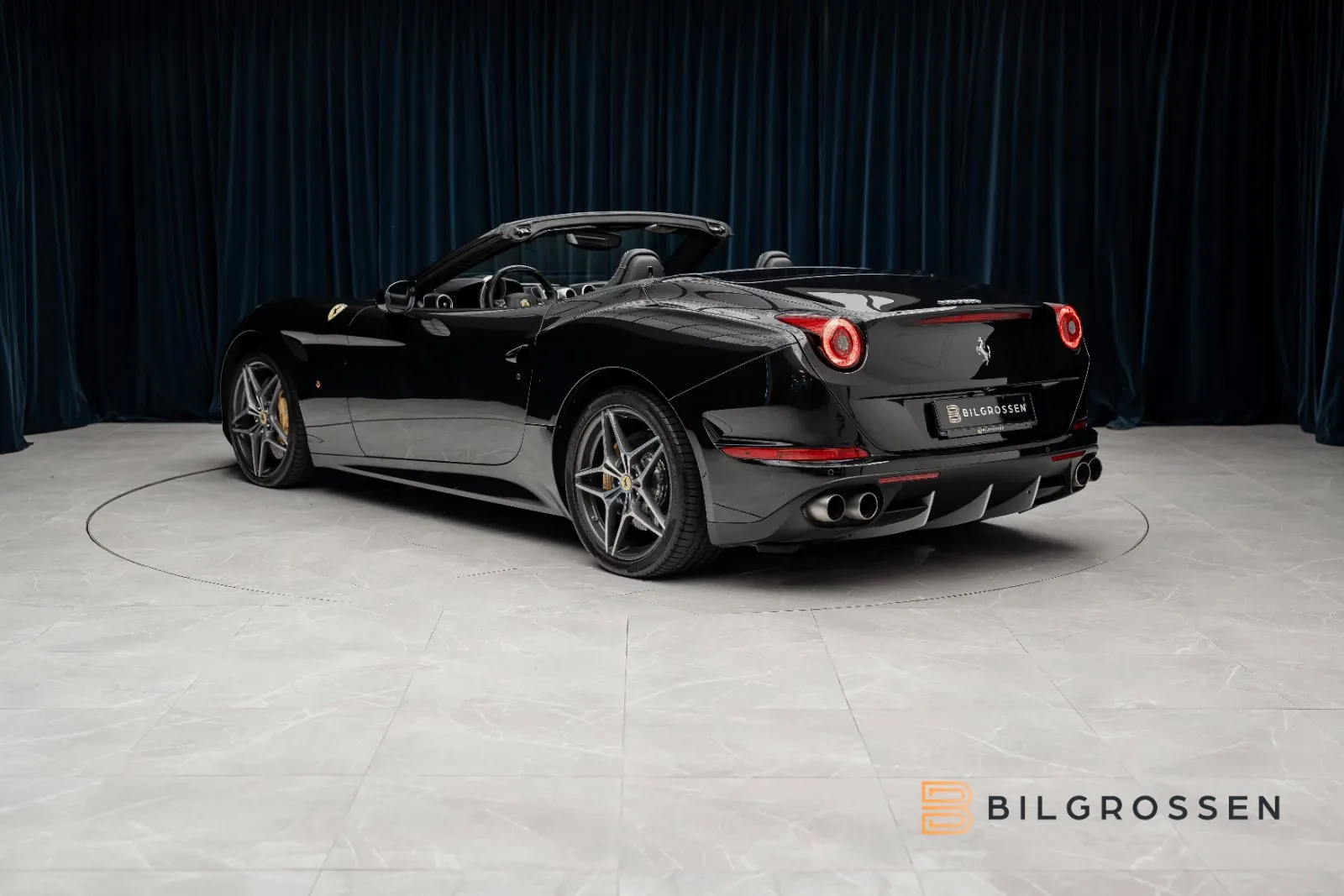 2015 Ferrari California T, 3/24