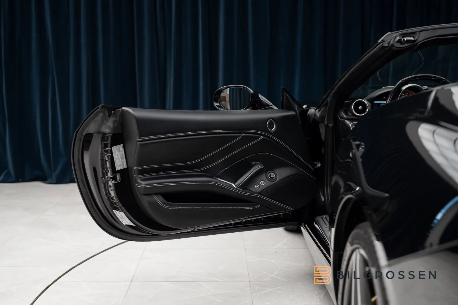 2015 Ferrari California T, 14/24