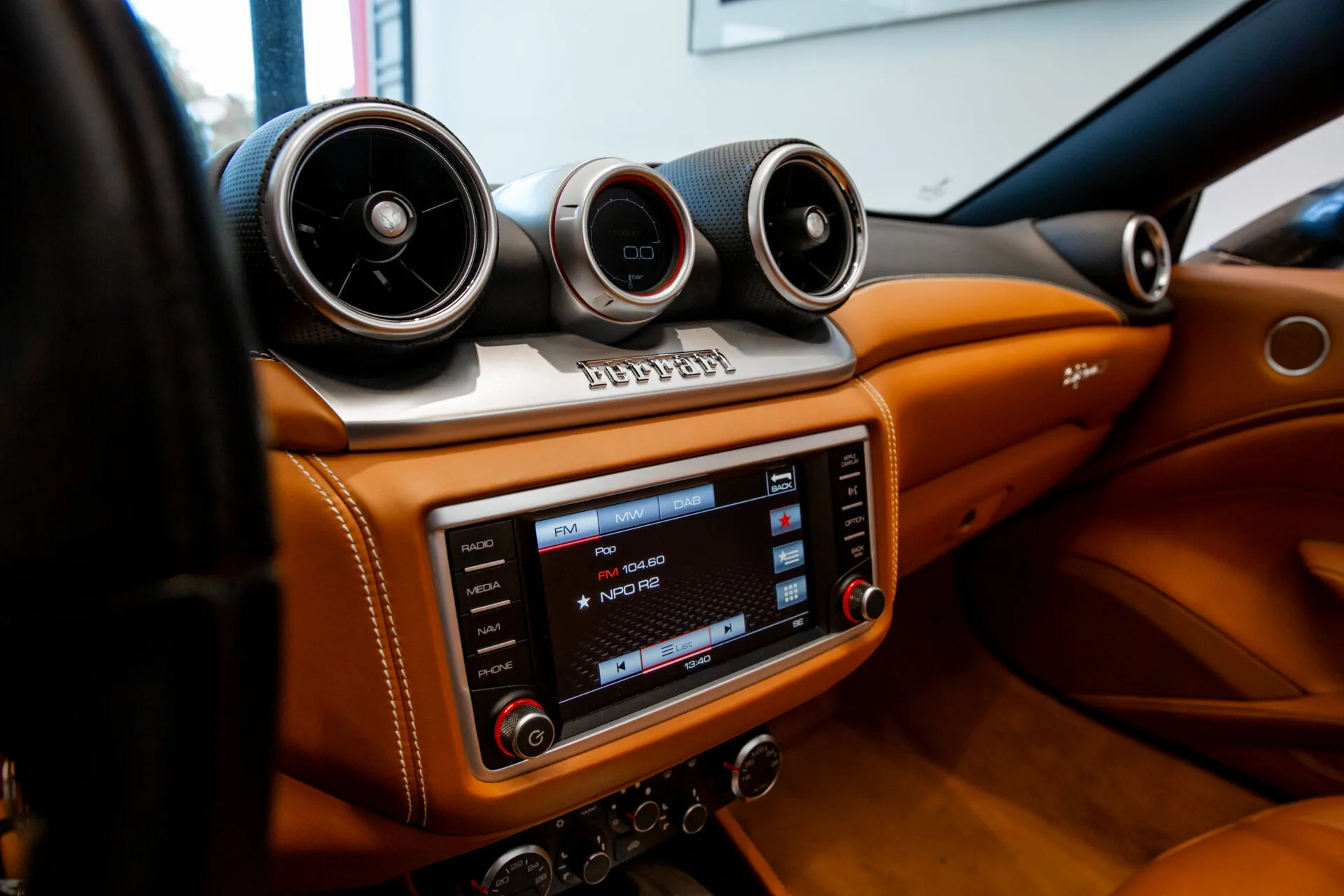 2015 Ferrari California T, 14/30