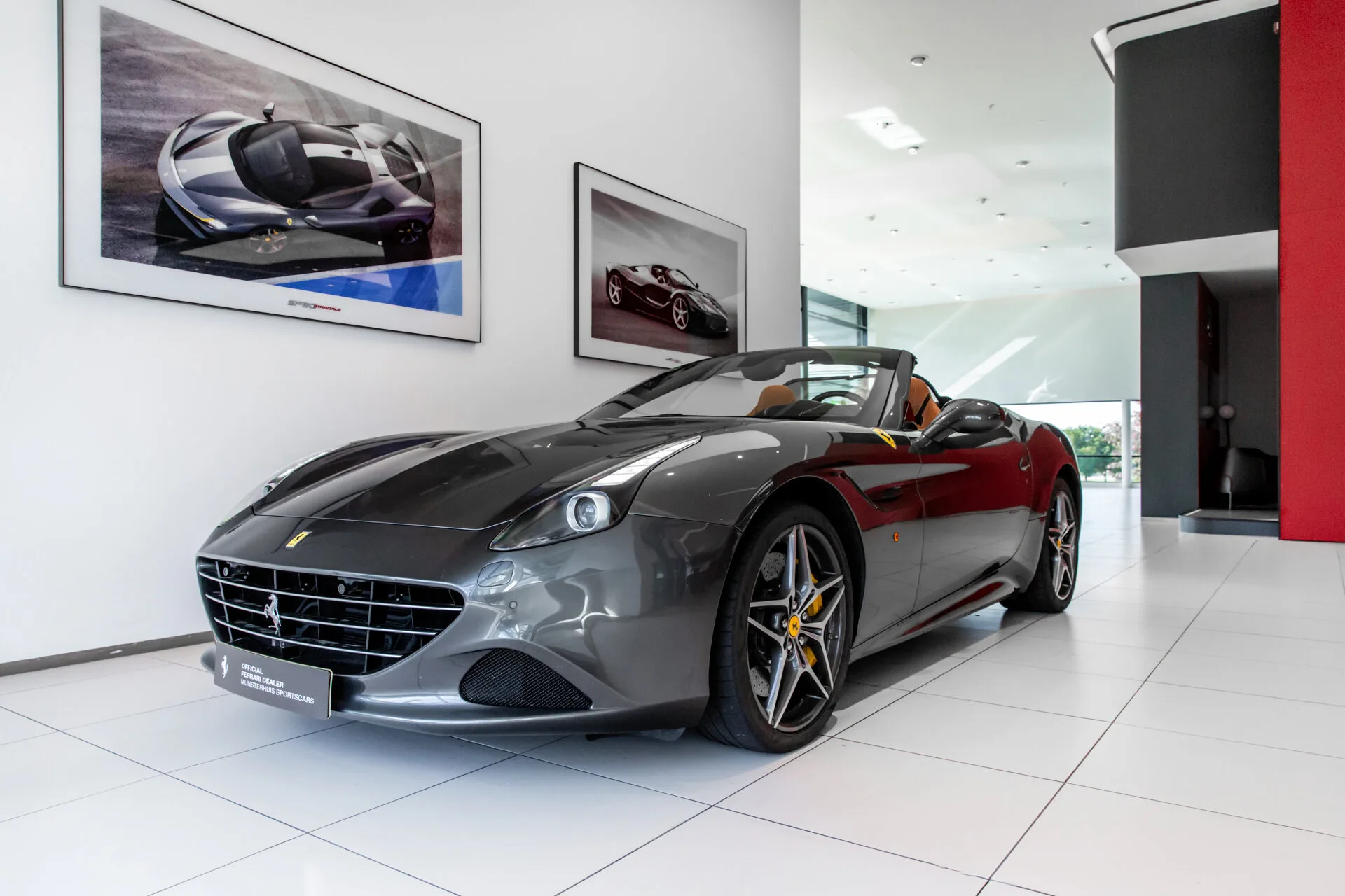 2015 Ferrari California T, 21/30