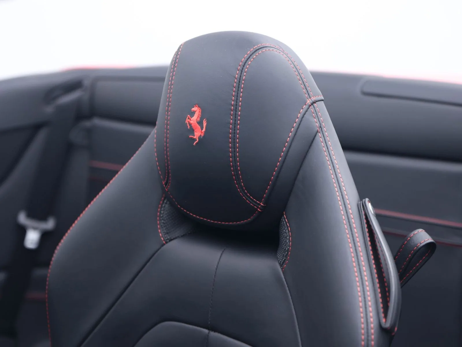 2015 Ferrari California T, 12/29