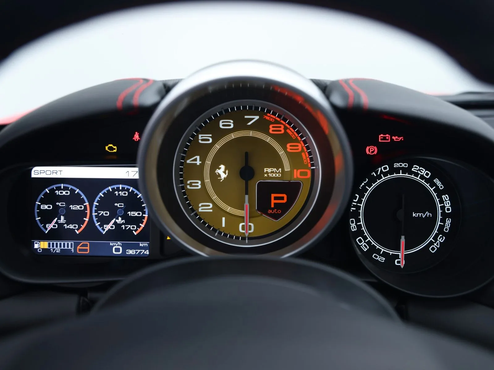 2015 Ferrari California T, 14/29