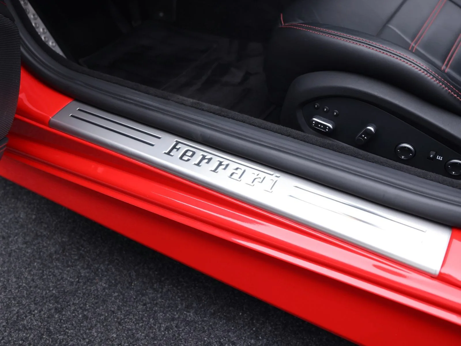 2015 Ferrari California T, 26/29