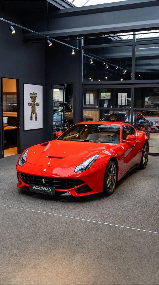 2015 Ferrari F12berlinetta, 25/30
