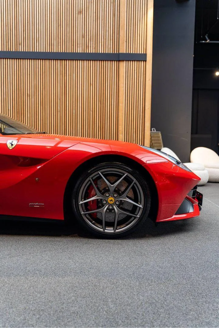 2015 Ferrari F12berlinetta, 30/30
