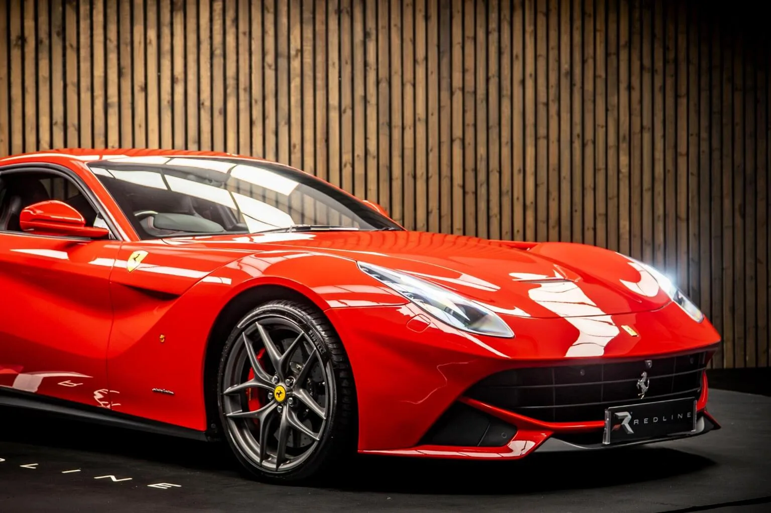 2015 Ferrari F12berlinetta, 9/30