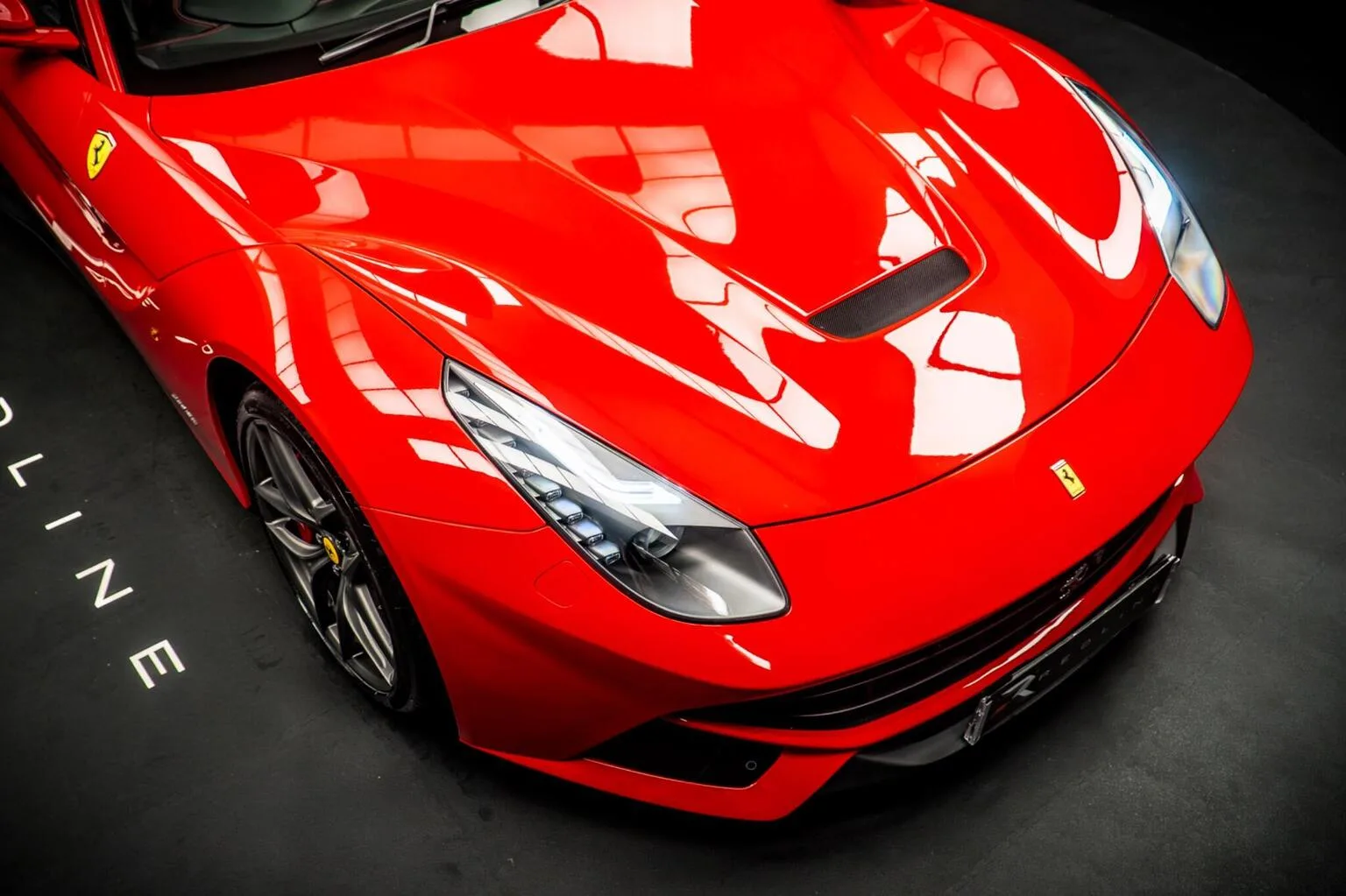 2015 Ferrari F12berlinetta, 10/30