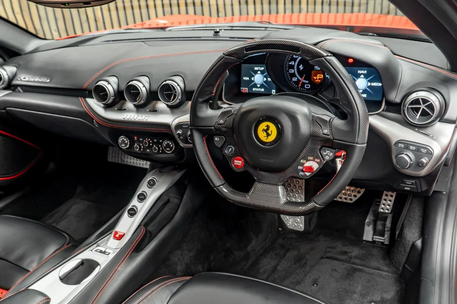 2015 Ferrari F12berlinetta, 22/30