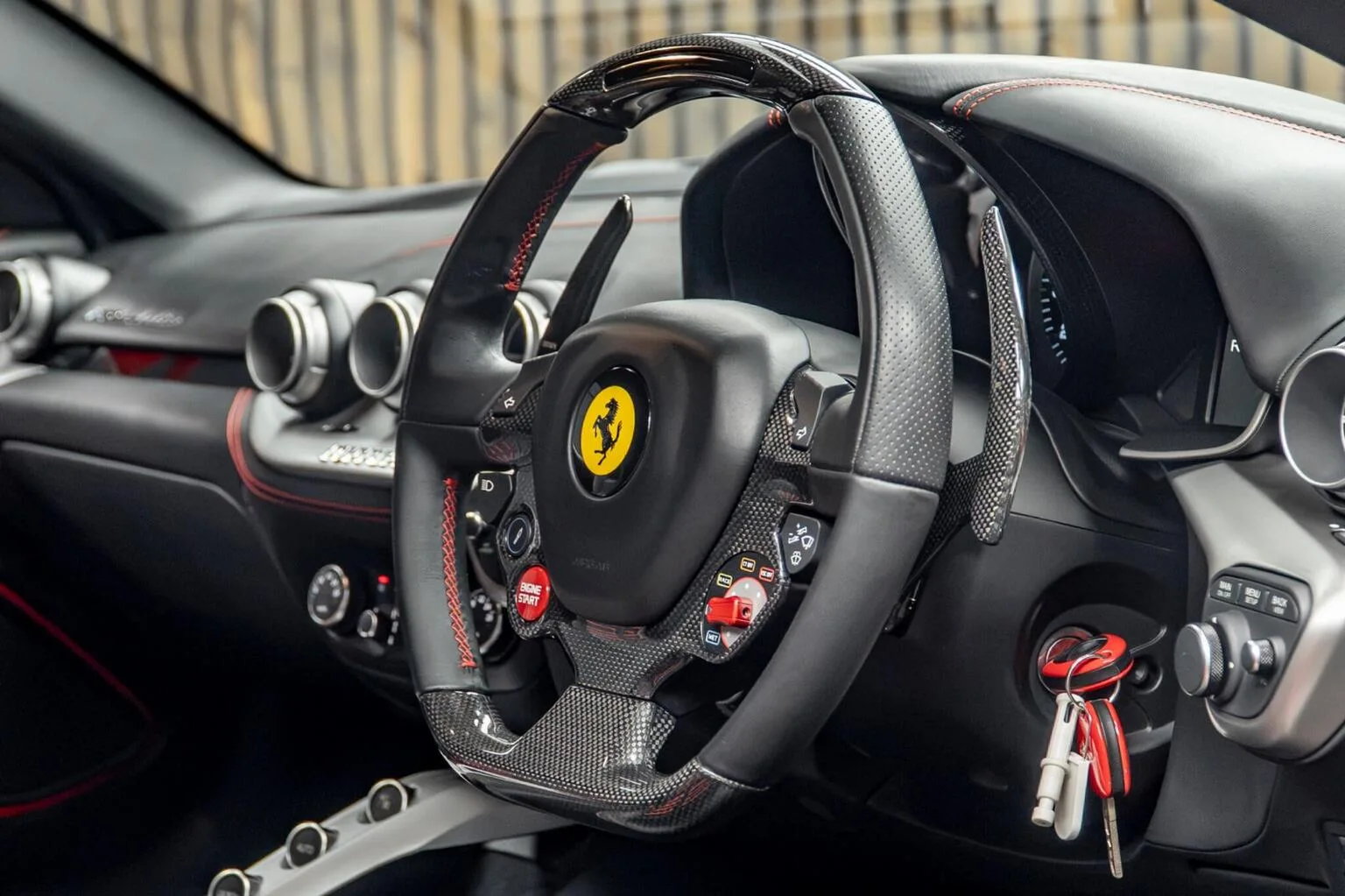 2015 Ferrari F12berlinetta, 27/30