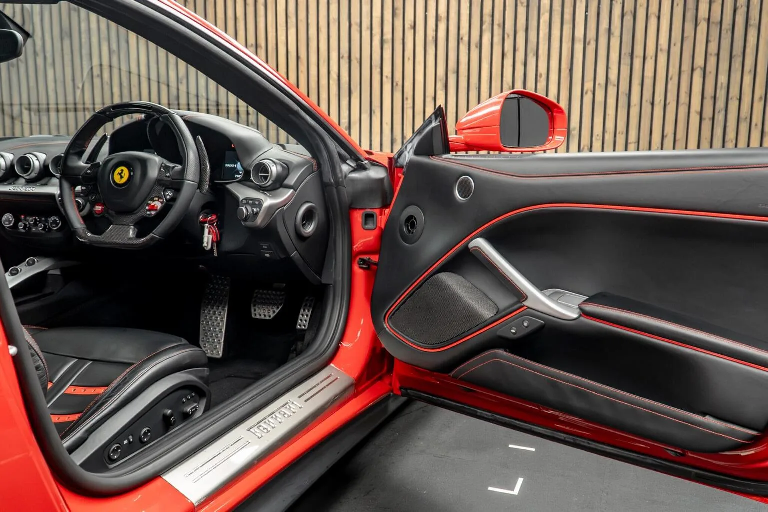 2015 Ferrari F12berlinetta, 30/30