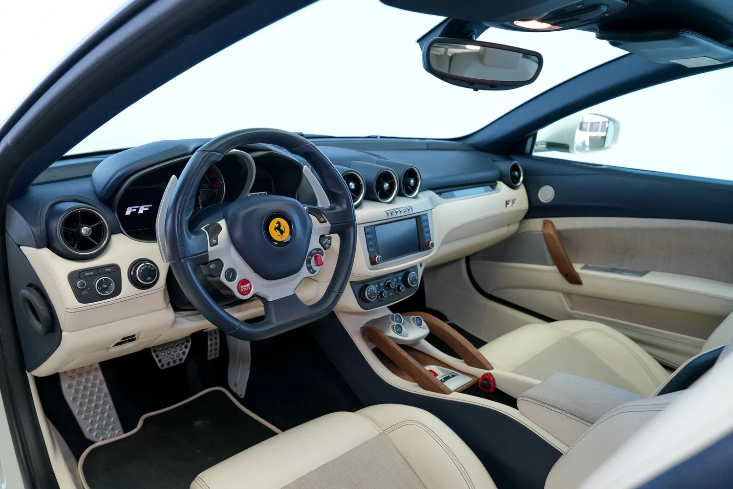 2015 Ferrari FF, 4/17