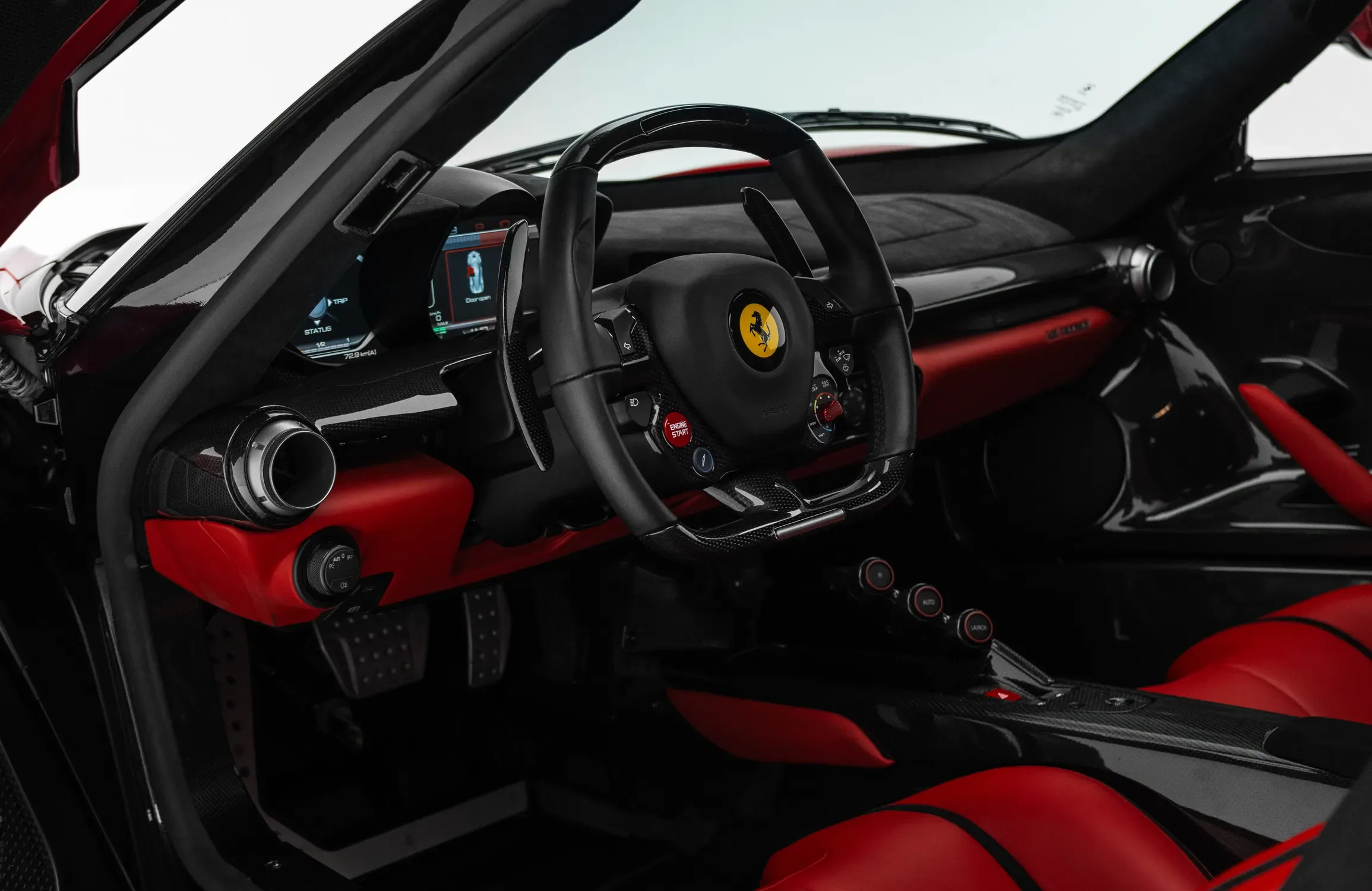 2015 Ferrari LaFerrari, 5/30