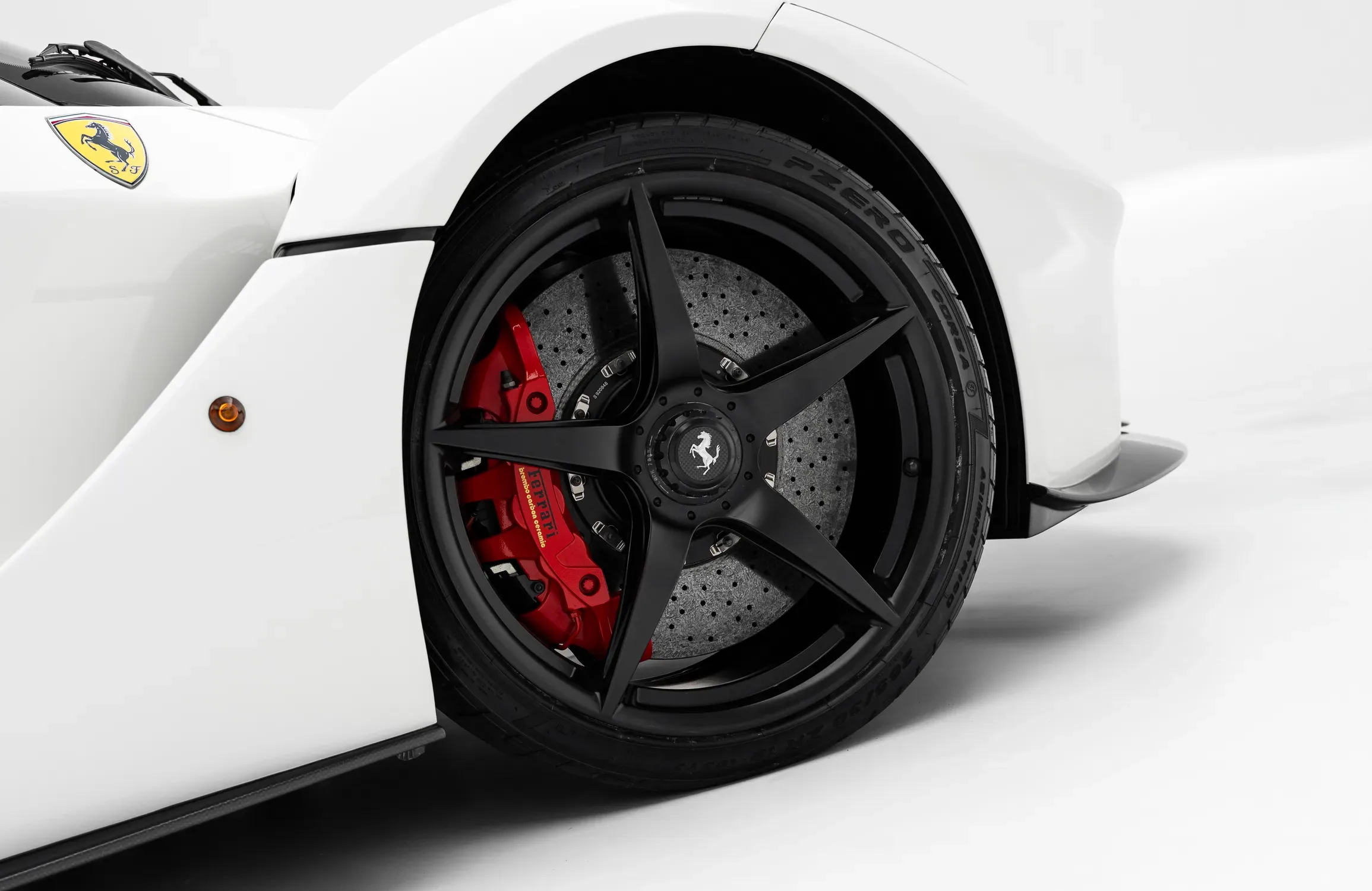 2015 Ferrari LaFerrari, 20/30