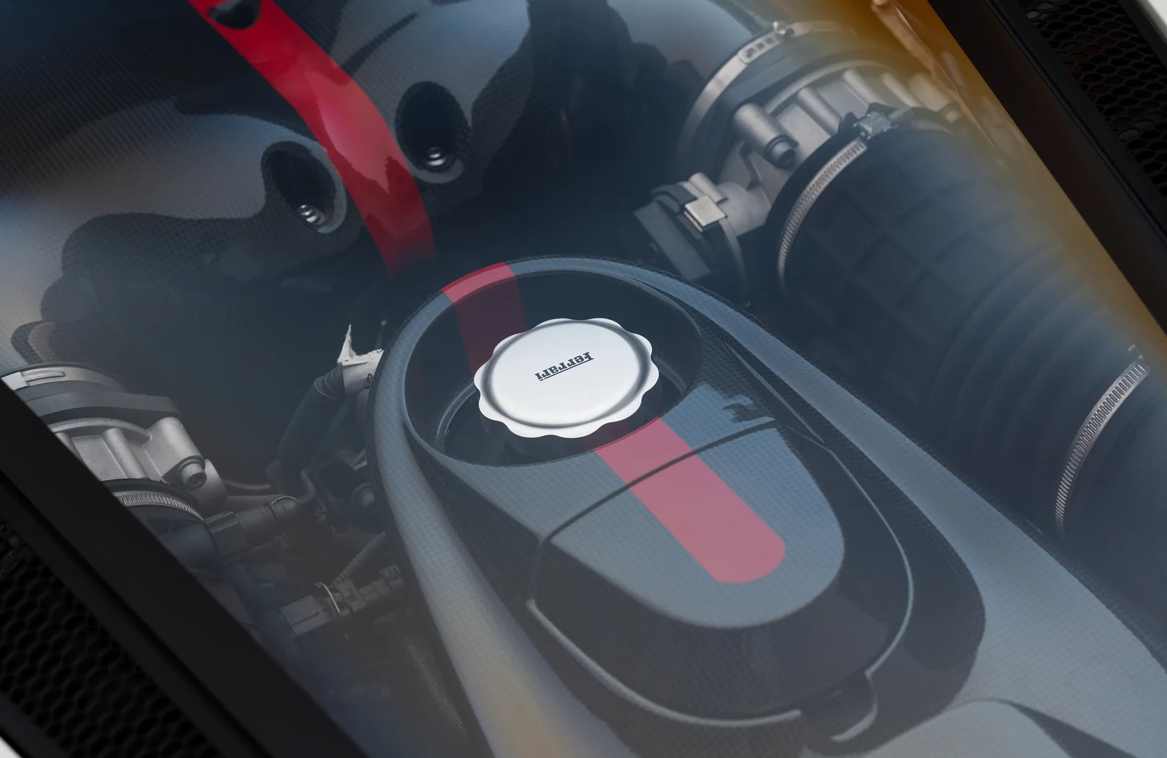 2015 Ferrari LaFerrari, 28/30