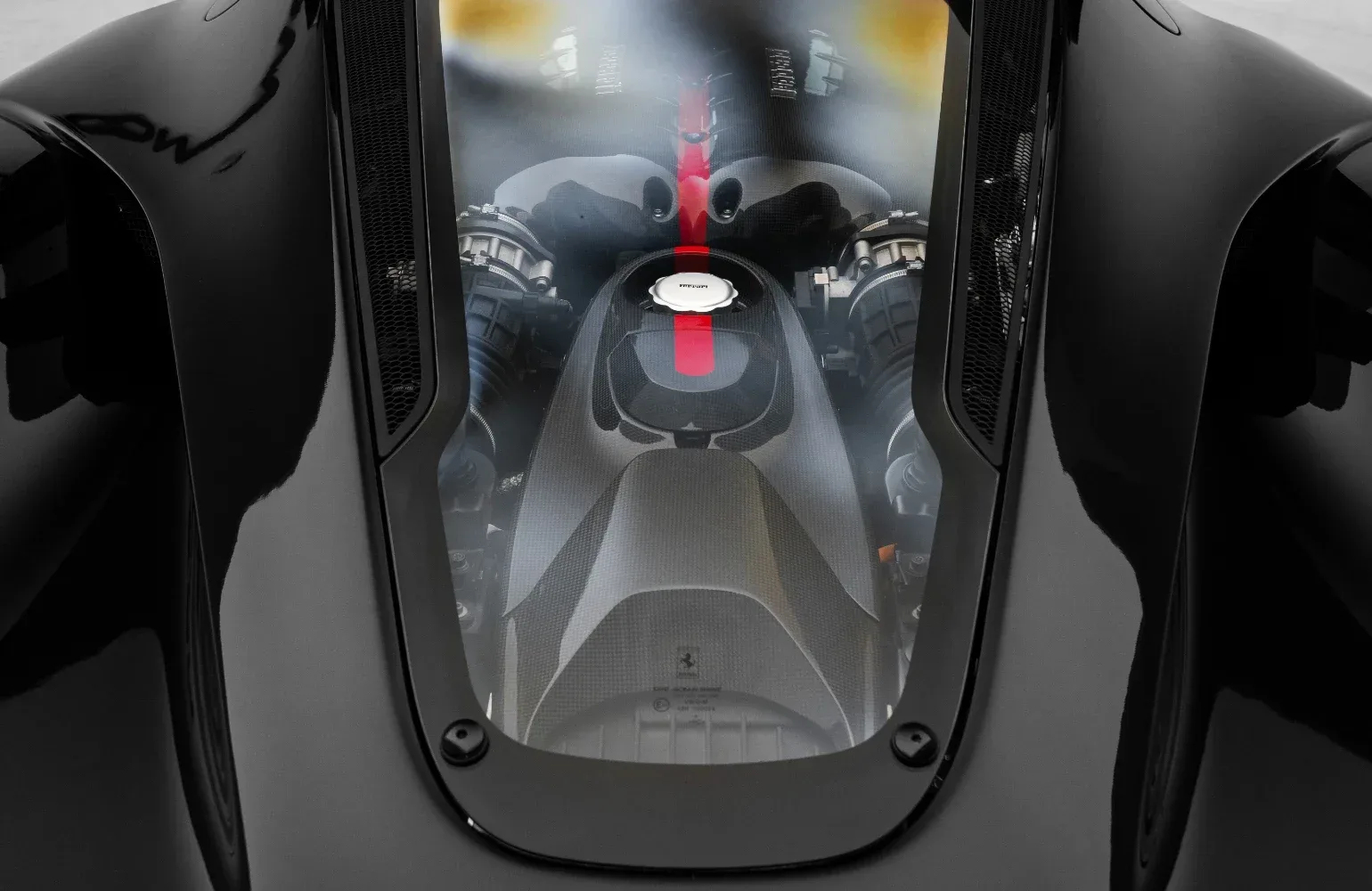 2015 Ferrari LaFerrari, 26/27