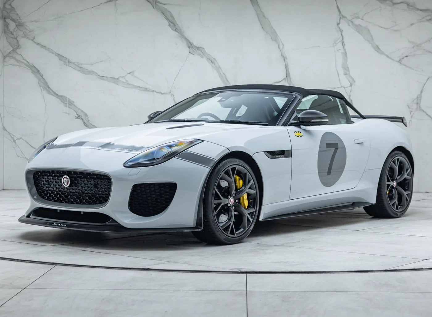 2015 Jaguar F-Type Project 7 offered by a specialist dealer in Banstead, United Kingdom, photo 5 of 15