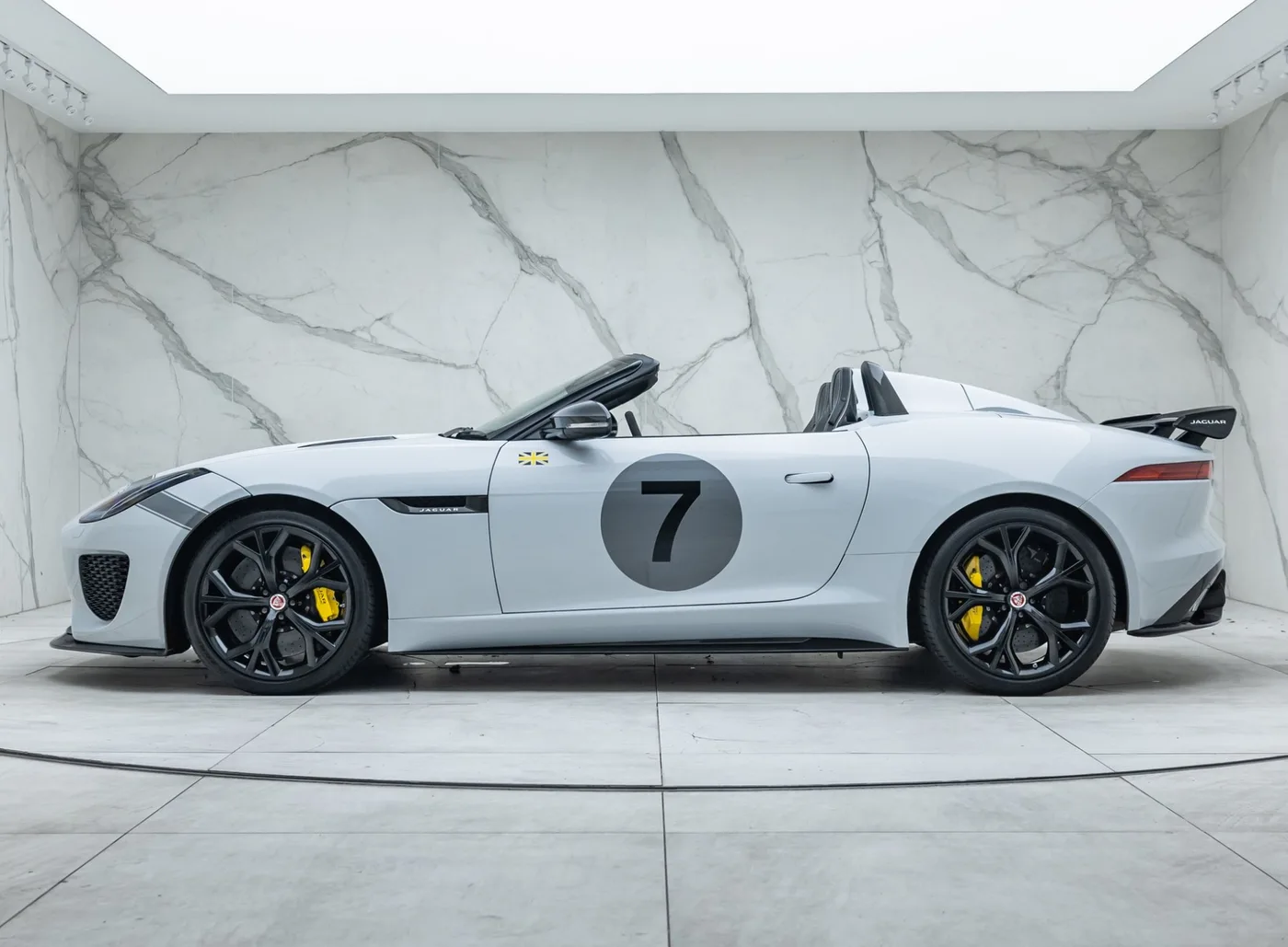 2015 Jaguar F-Type Project 7 offered by a specialist dealer in Banstead, United Kingdom, photo 6 of 15