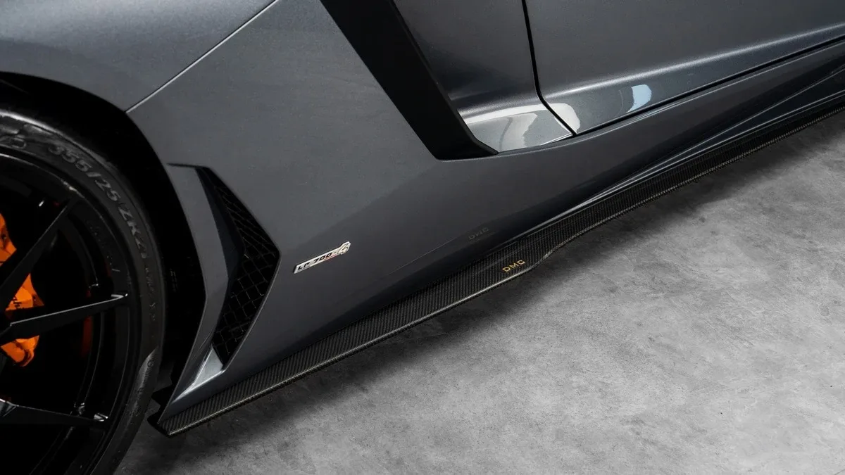 2015 Lamborghini Aventador Roadster angeboten von einem Fachhändler in Dubai, Vereinigte Arabische Emirate, Foto 22 von 25