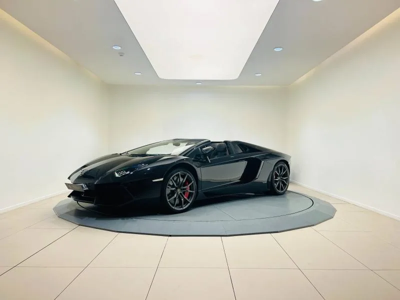 2015 Lamborghini Aventador Roadster angeboten von einem Fachhändler in Balma, Frankreich, Hauptfoto