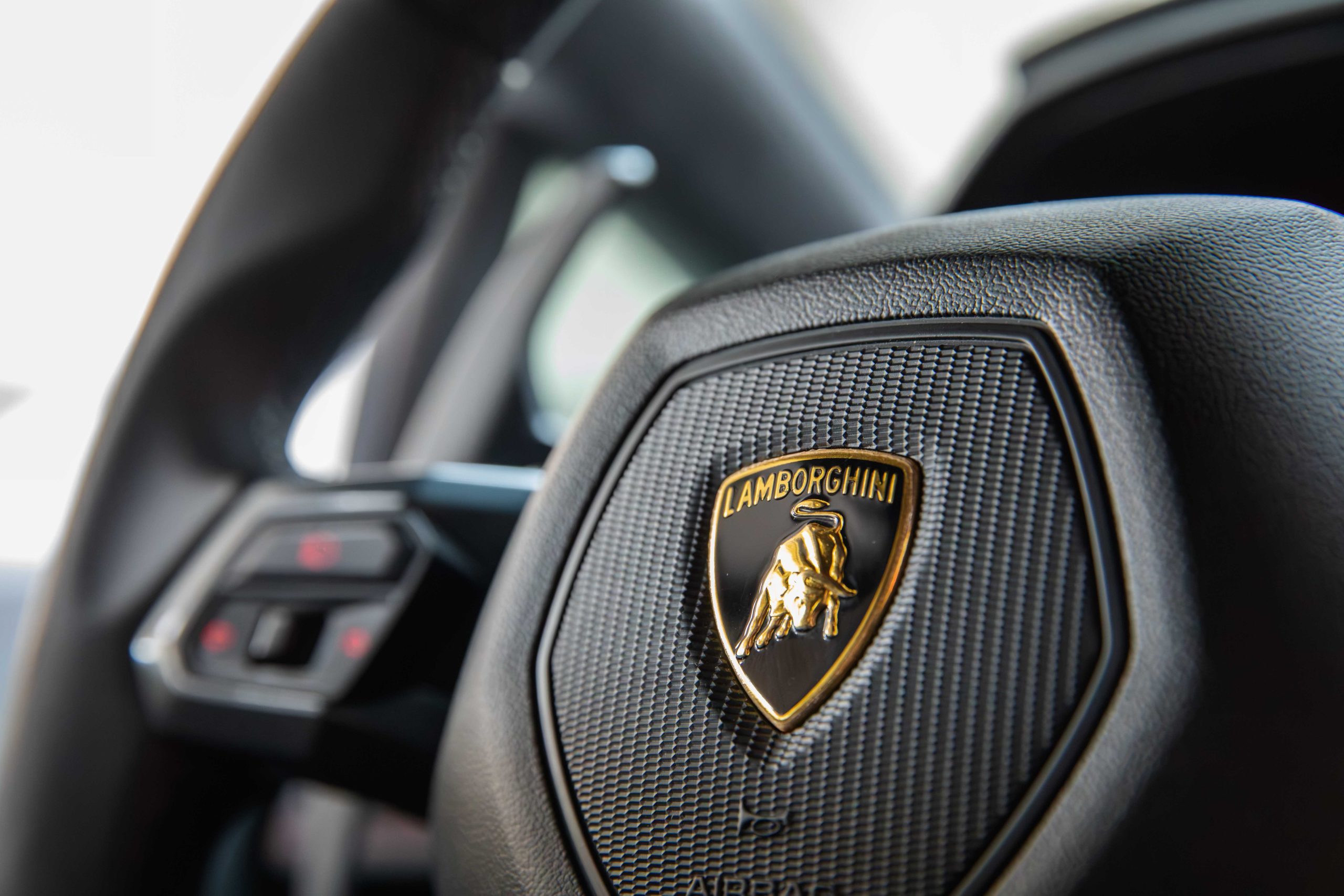 2015 Lamborghini Huracán LP 610-4 proposée par un concessionnaire spécialisé à Milan, Italie, photo 3 sur 20