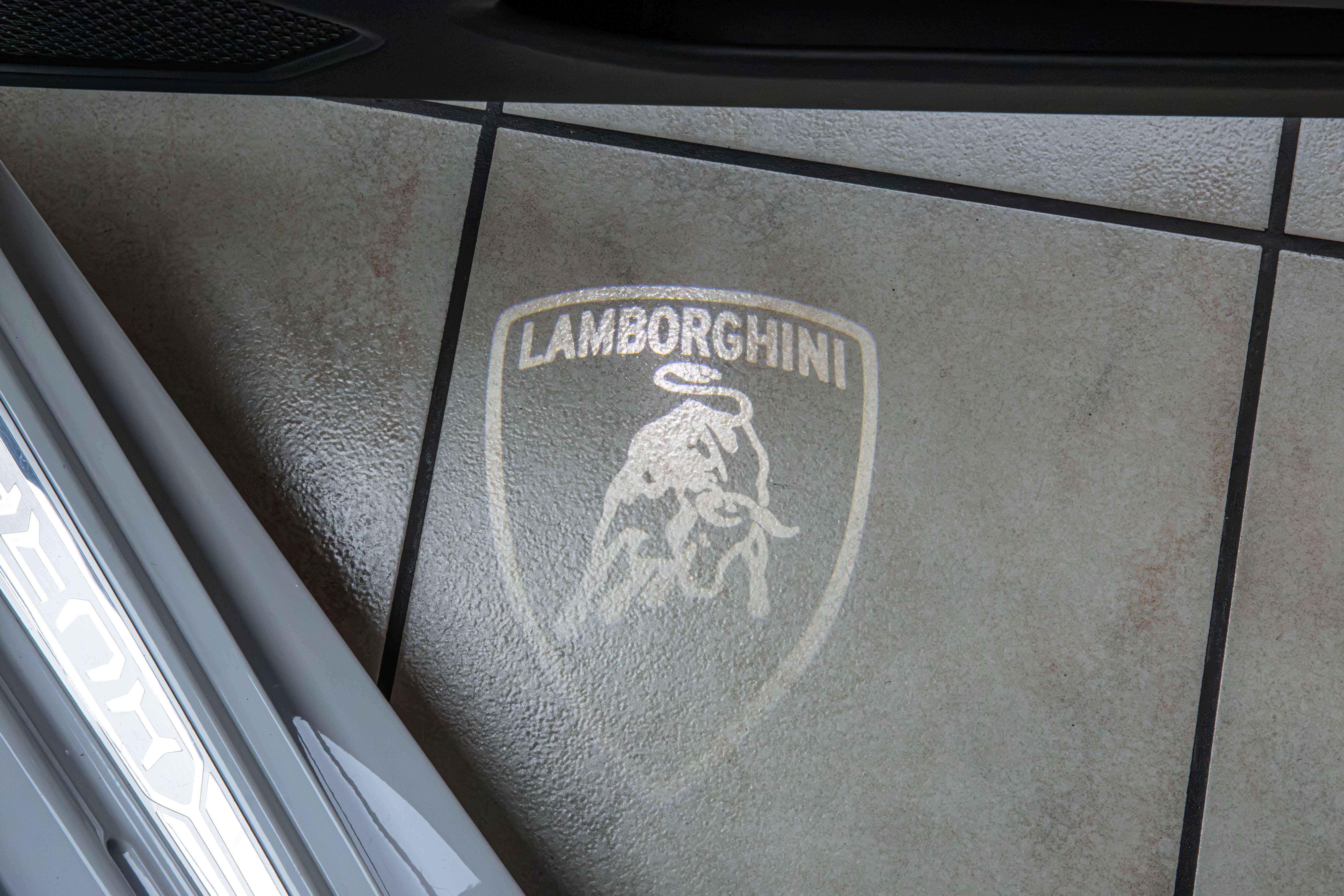 2015 Lamborghini Huracán LP 610-4 proposée par un concessionnaire spécialisé à Milan, Italie, photo 20 sur 20