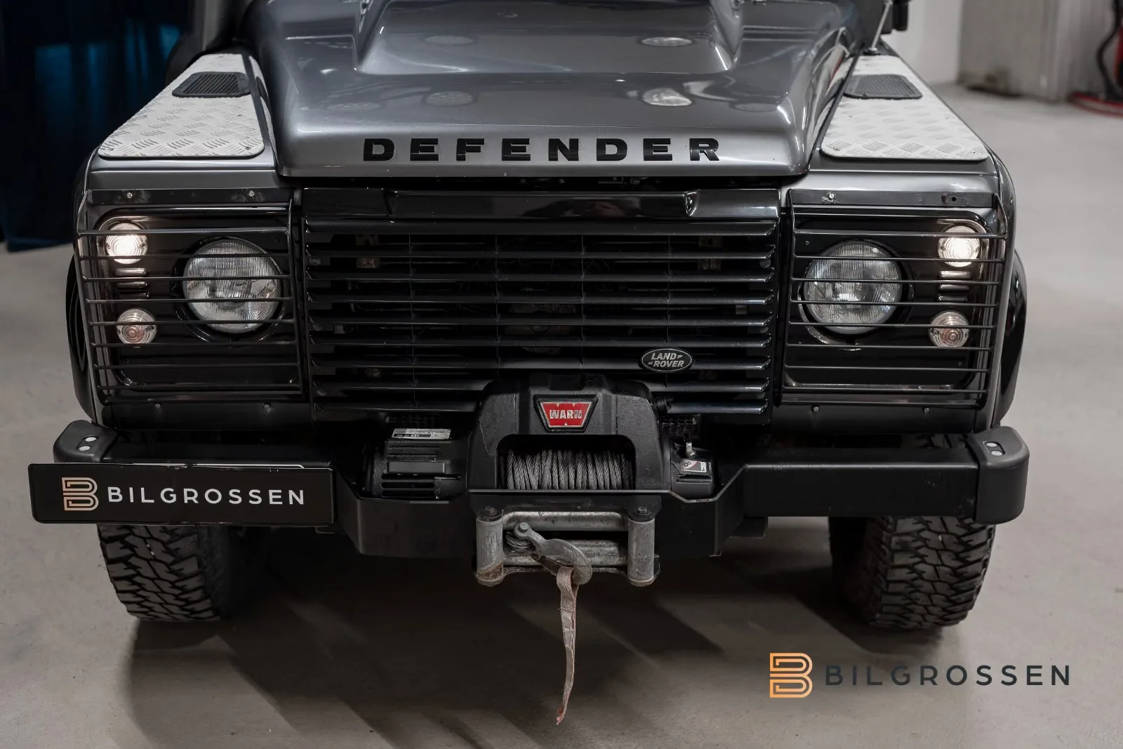2015 Land Rover Defender 110 Classic Double Cab Pick Up, 10/24