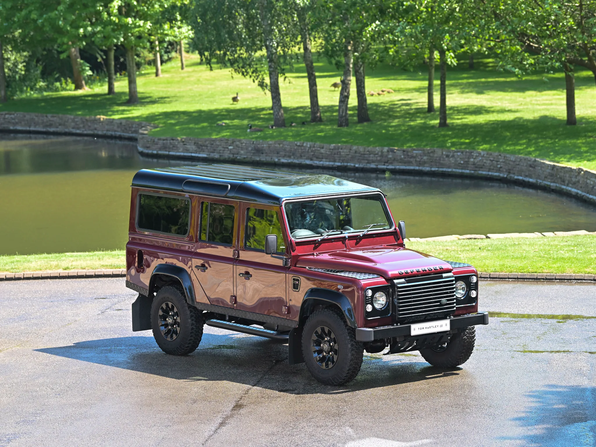 2015 Land Rover Defender 110 angeboten von einem Fachhändler in Hook Norton, Vereinigtes Königreich, Hauptfoto