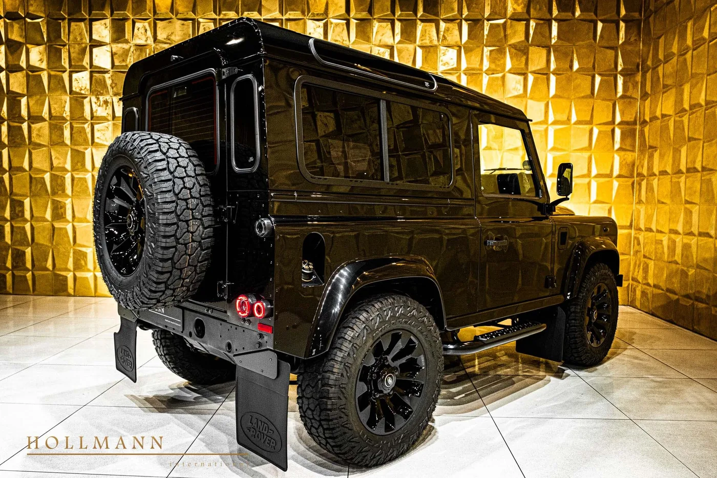 2015 Land Rover Defender 90 Td4 angeboten von einem Fachhändler in Stuhr, Deutschland, Foto 4 von 8