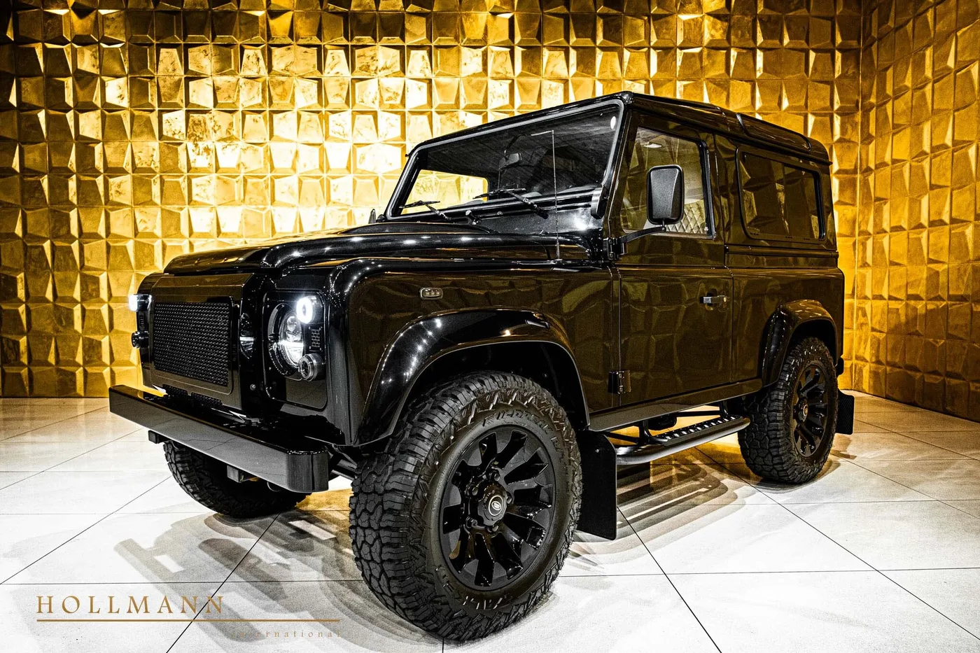 2015 Land Rover Defender 90 Td4 angeboten von einem Fachhändler in Stuhr, Deutschland, Foto 8 von 8