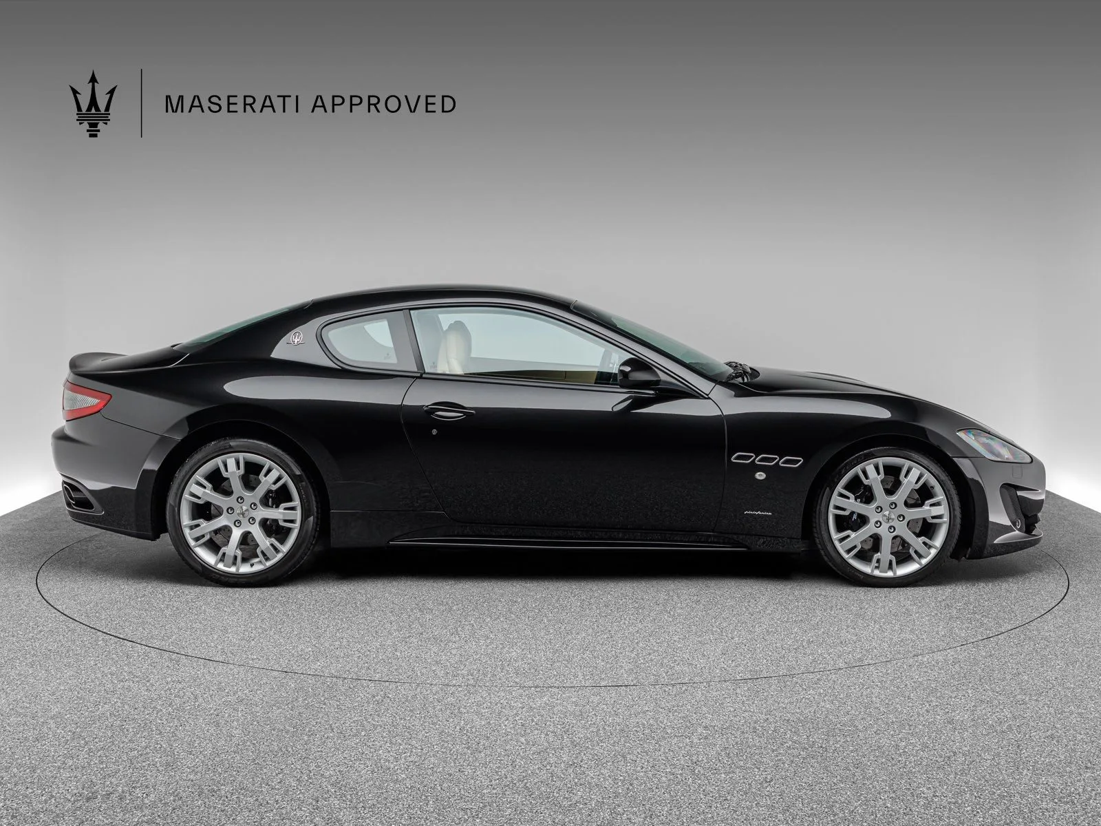 2015 Maserati GranTurismo Sport, 5/26